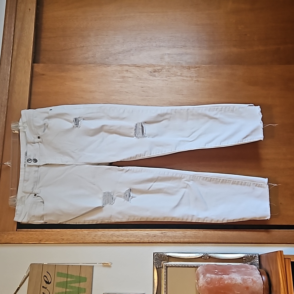 White jean capris sz 12